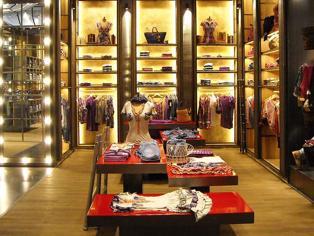 振袖レンタルで彩る岡山の門出と和装文化が息づく特別な一日